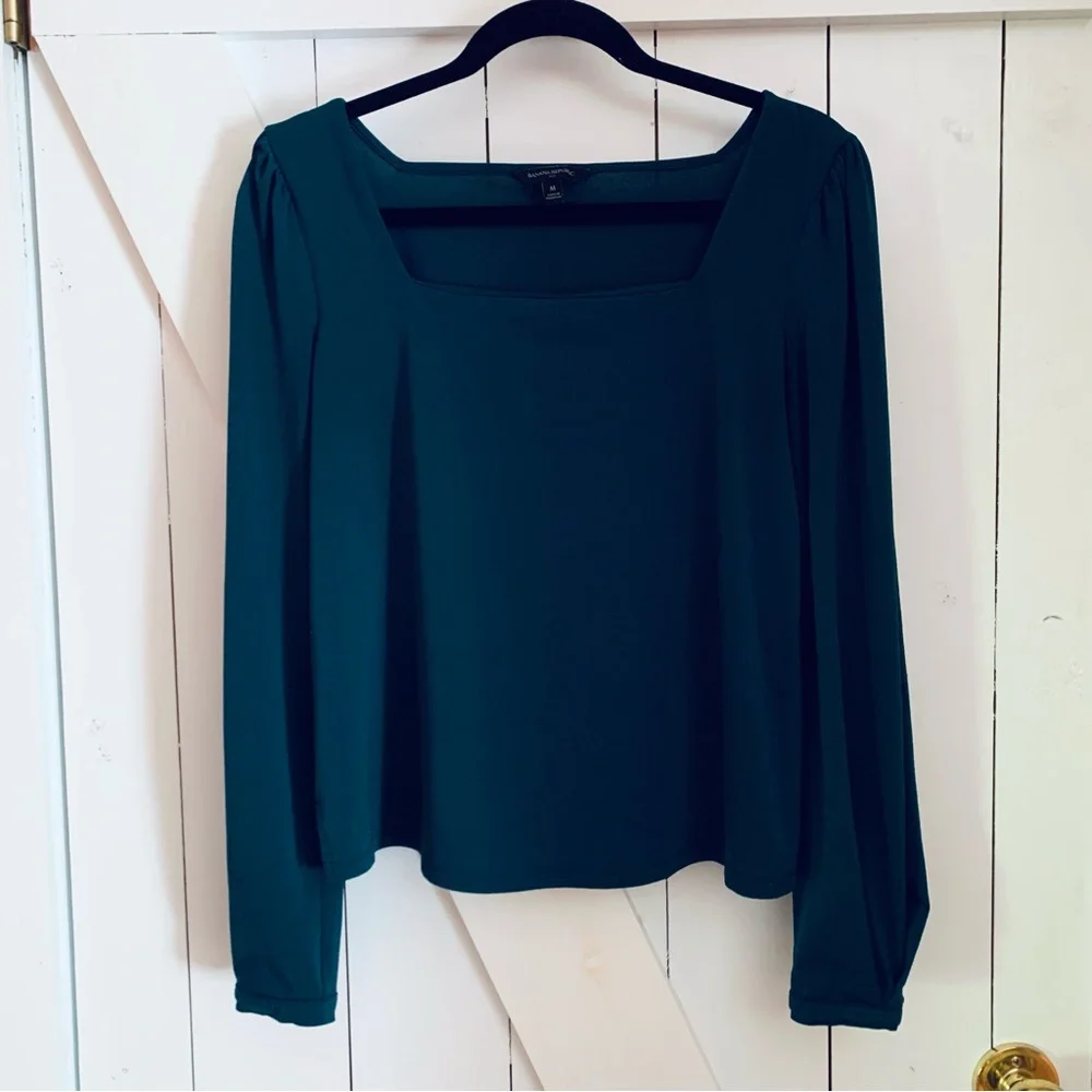 Banana Republic Jade Green Blouse Square Neck Flowy Medium M